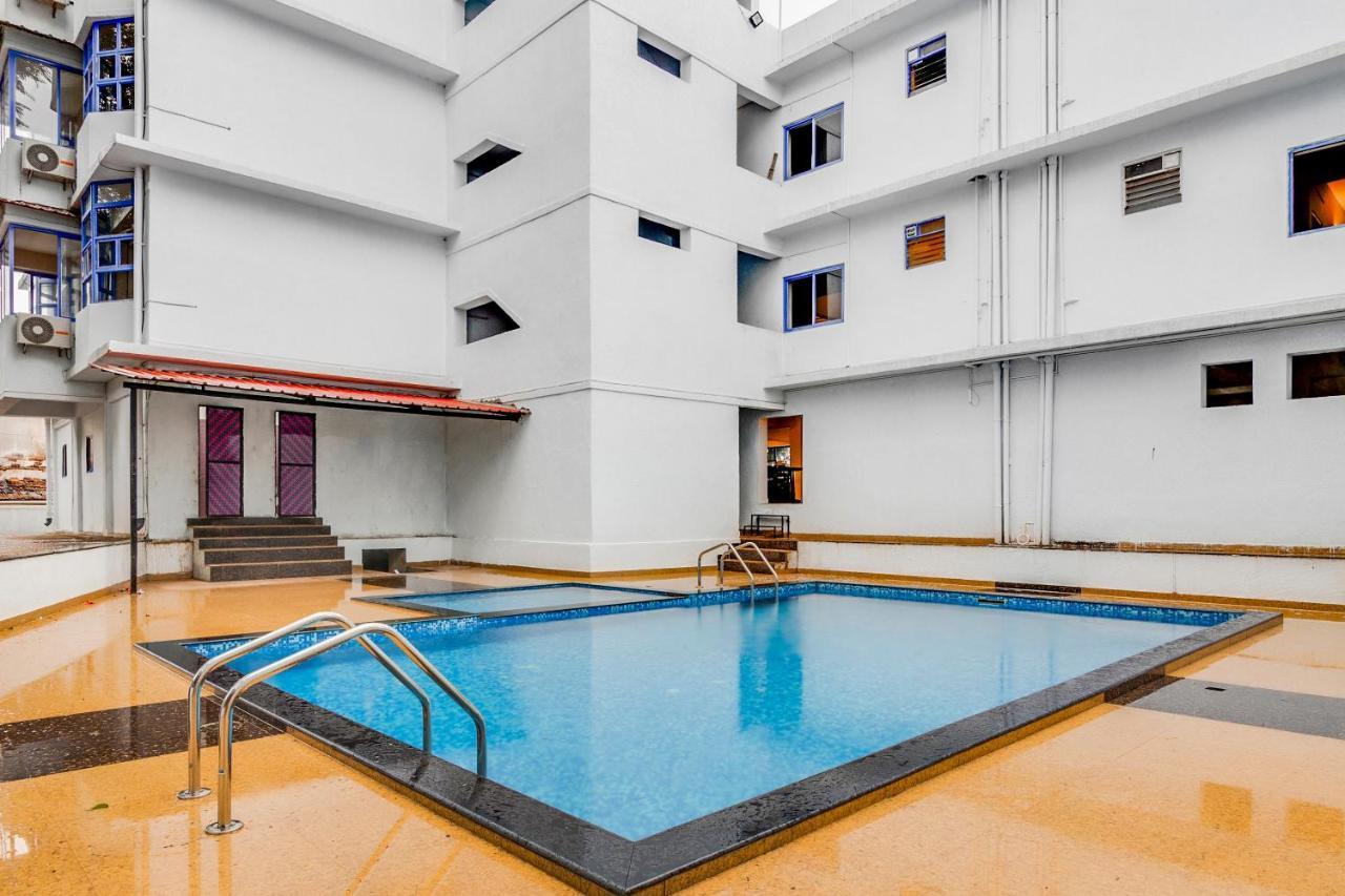 Collection O Aqualura Verem Rd Exterior photo